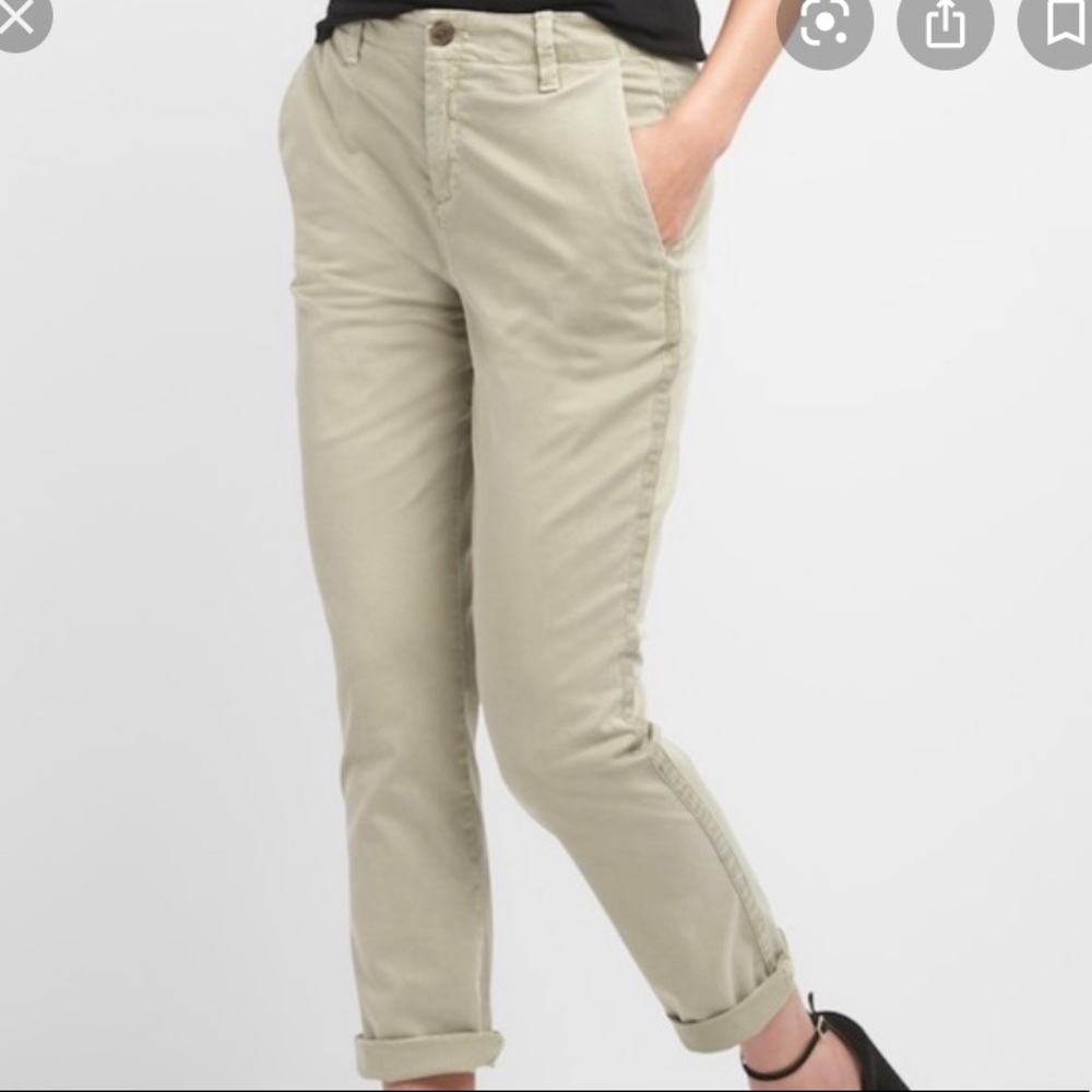 Gap Girlfriend Chino khaki pants